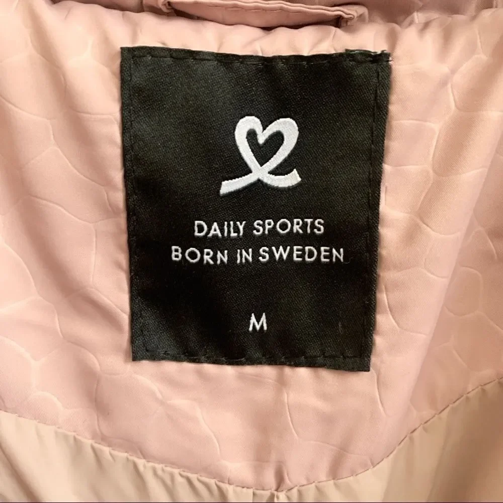 Daily Sports of Sweden Lavender Pink Padded Zip Up Vest Size Medium